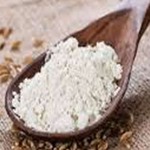 Farinha Branca de Espelta Bio, vendida a granel. É a farinha com maior grau de extração do grão de espelta, pois de cada 100 kg de farinha de trigo in